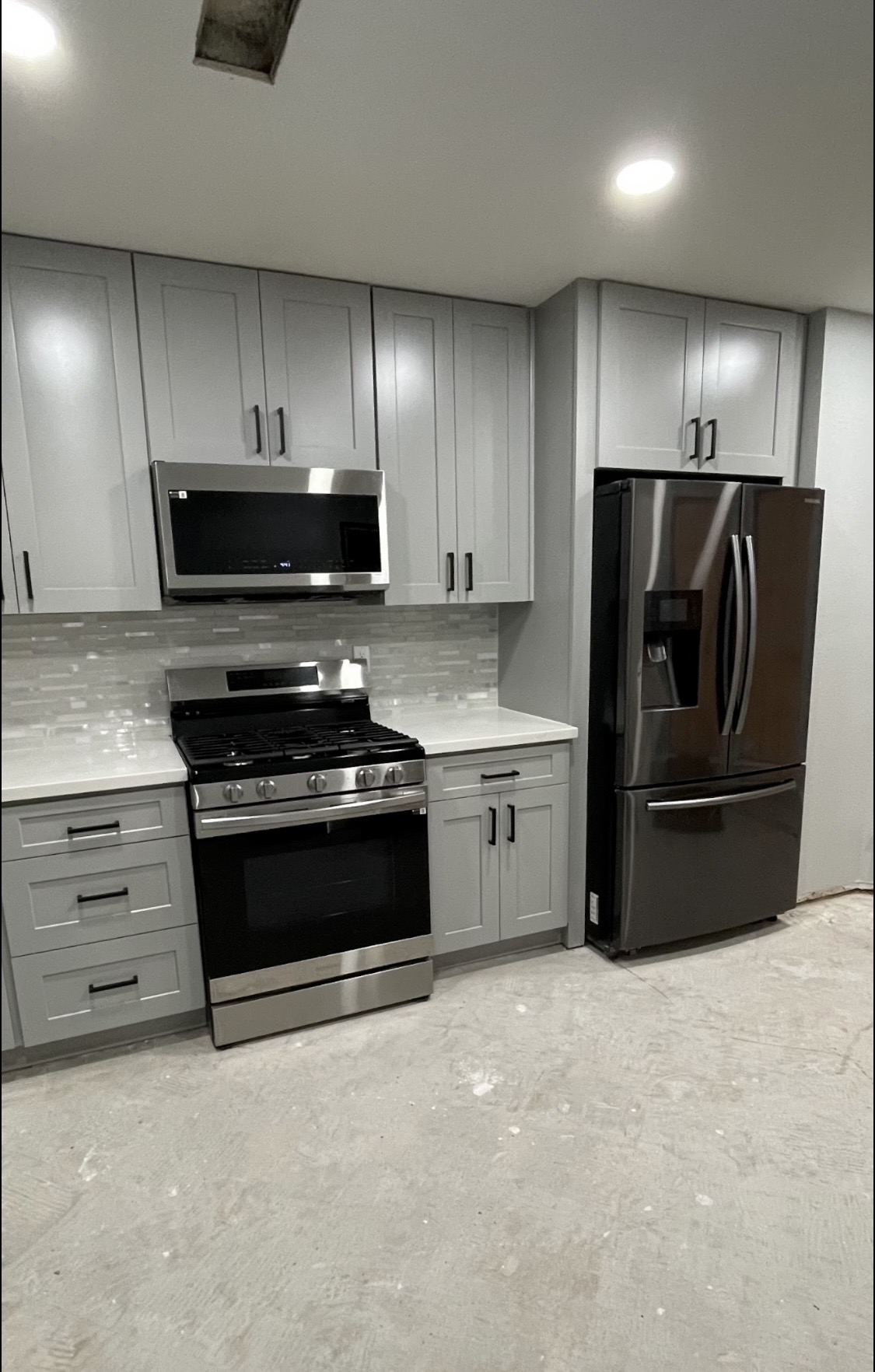 Light gray shaker kitchen